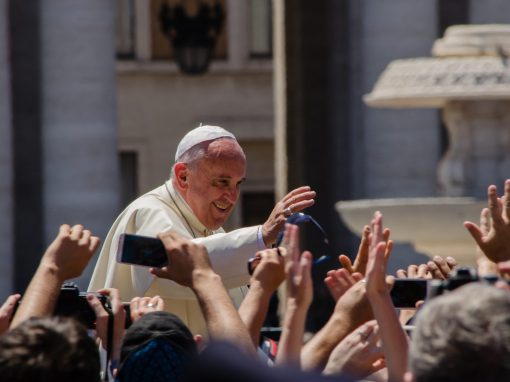 I VOLONTARI AVO INCONTRANO PAPA FRANCESCO